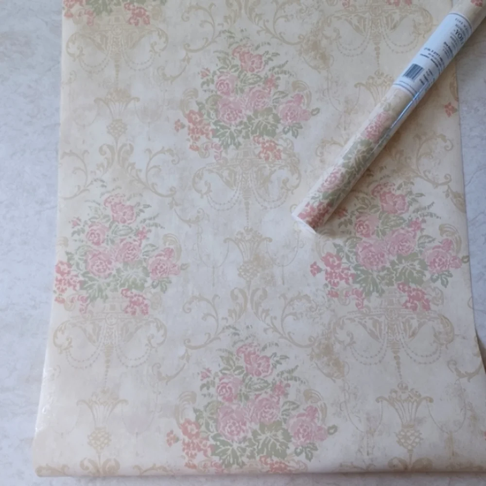 Wallpaper Vintage Handpainted Rose in Planter